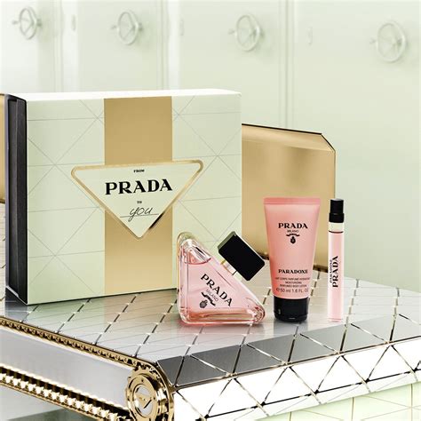 prada paradoxe green pouch gift with purchase|paradoxe perfume gift set.